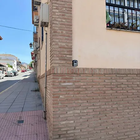 Bonito Piso En Granada